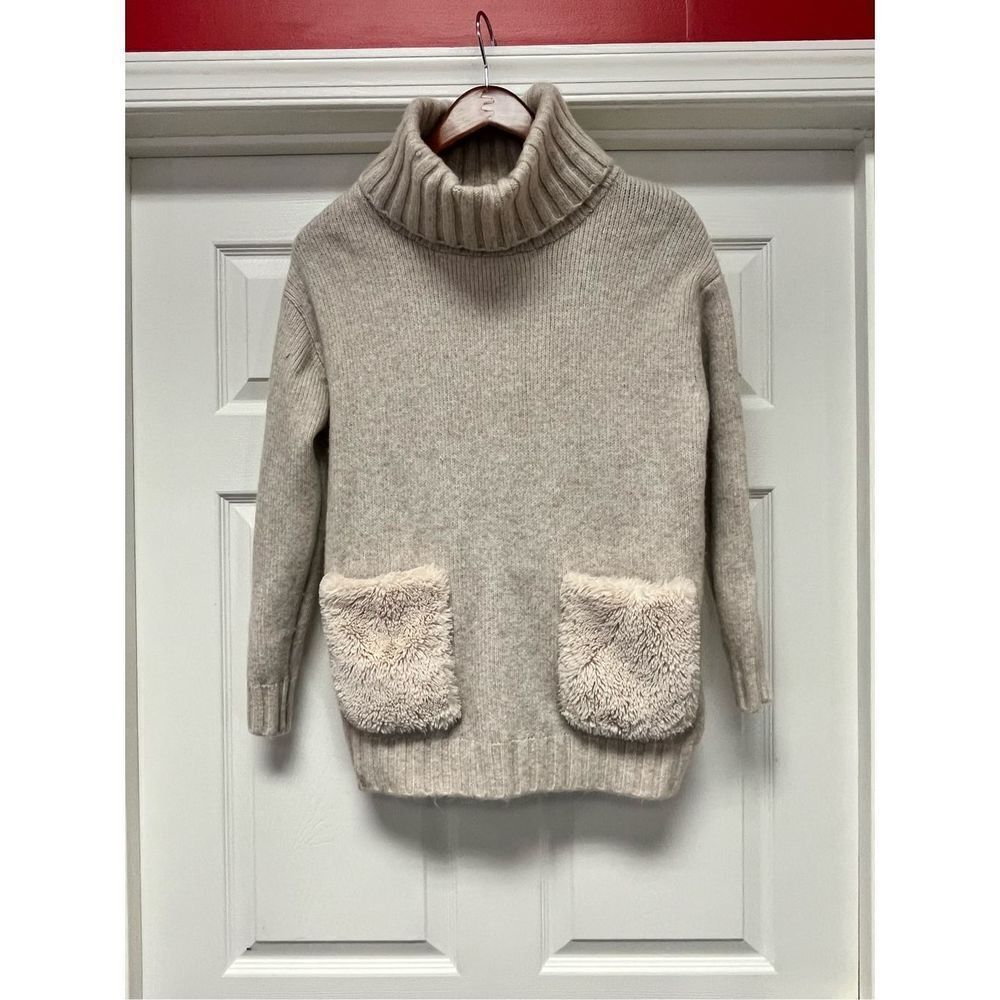 Mangaschoni Beige Fur Pockets Turtleneck Sweater sz S EUC